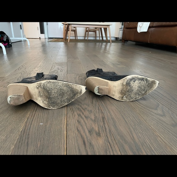 Cape Robbin Western Wedge Heeled Booties - Picture 3 of 8